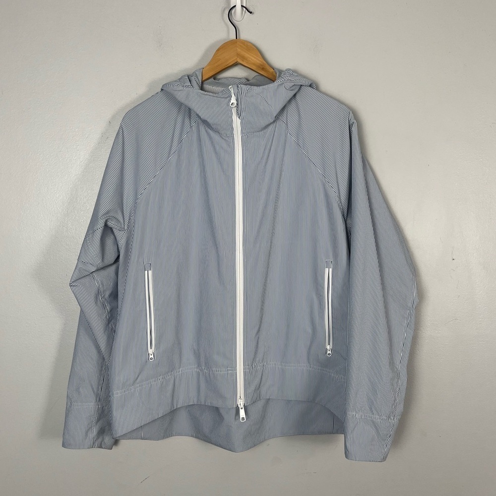 Theory women’s blue and white striped zip up hooded rain jacket size medium